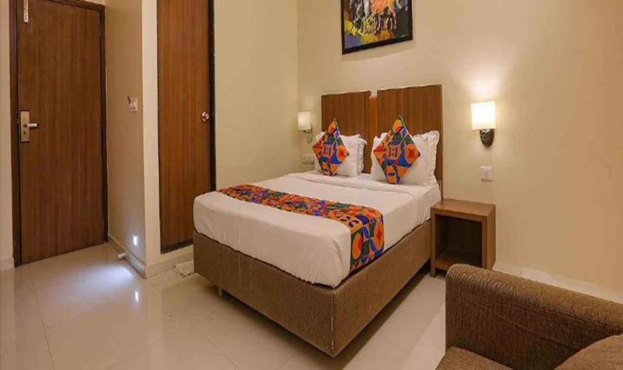Fabhotel Royal International - Nr Mumbai International Airport Buitenkant foto