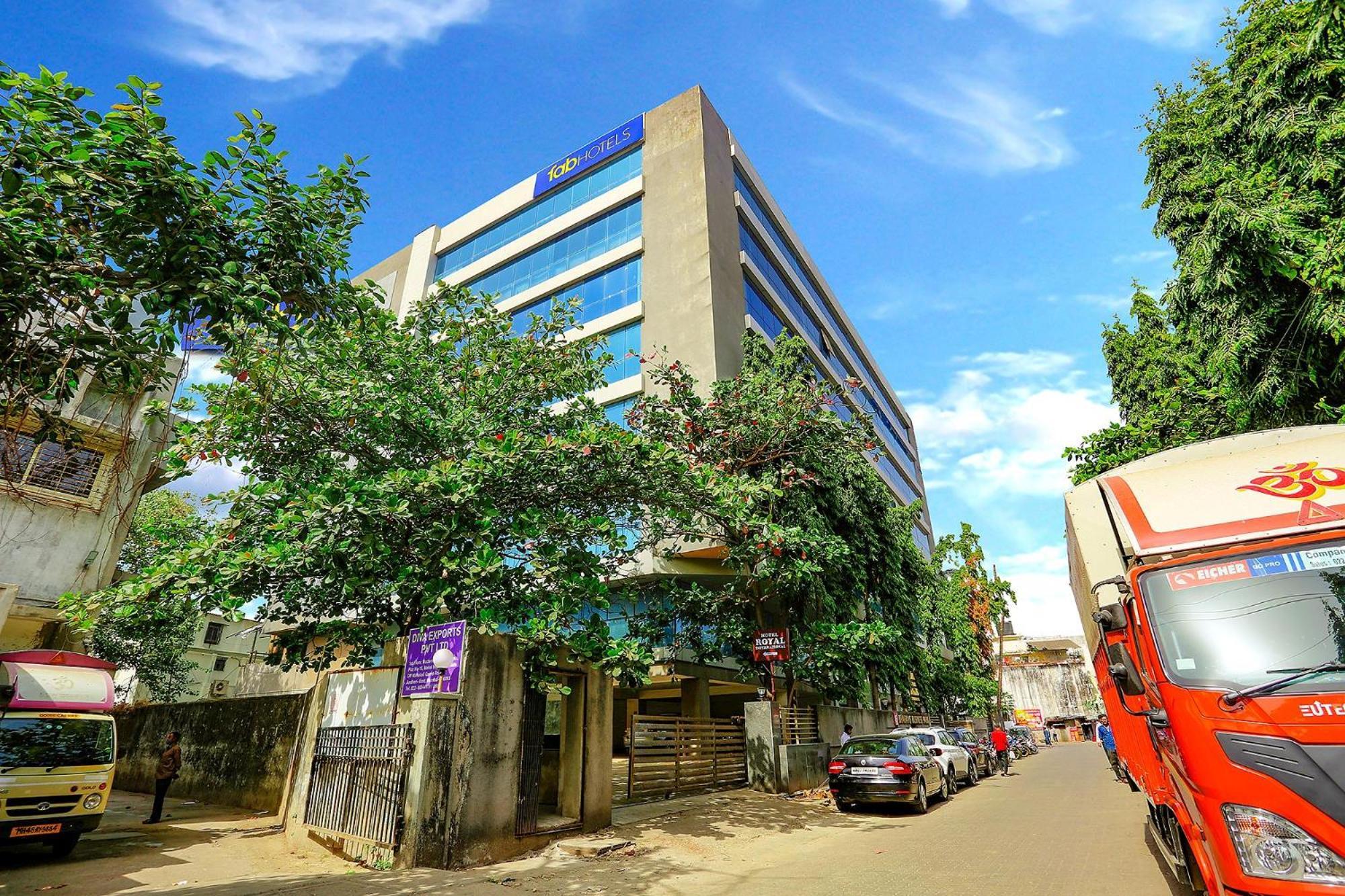 Fabhotel Royal International - Nr Mumbai International Airport Buitenkant foto